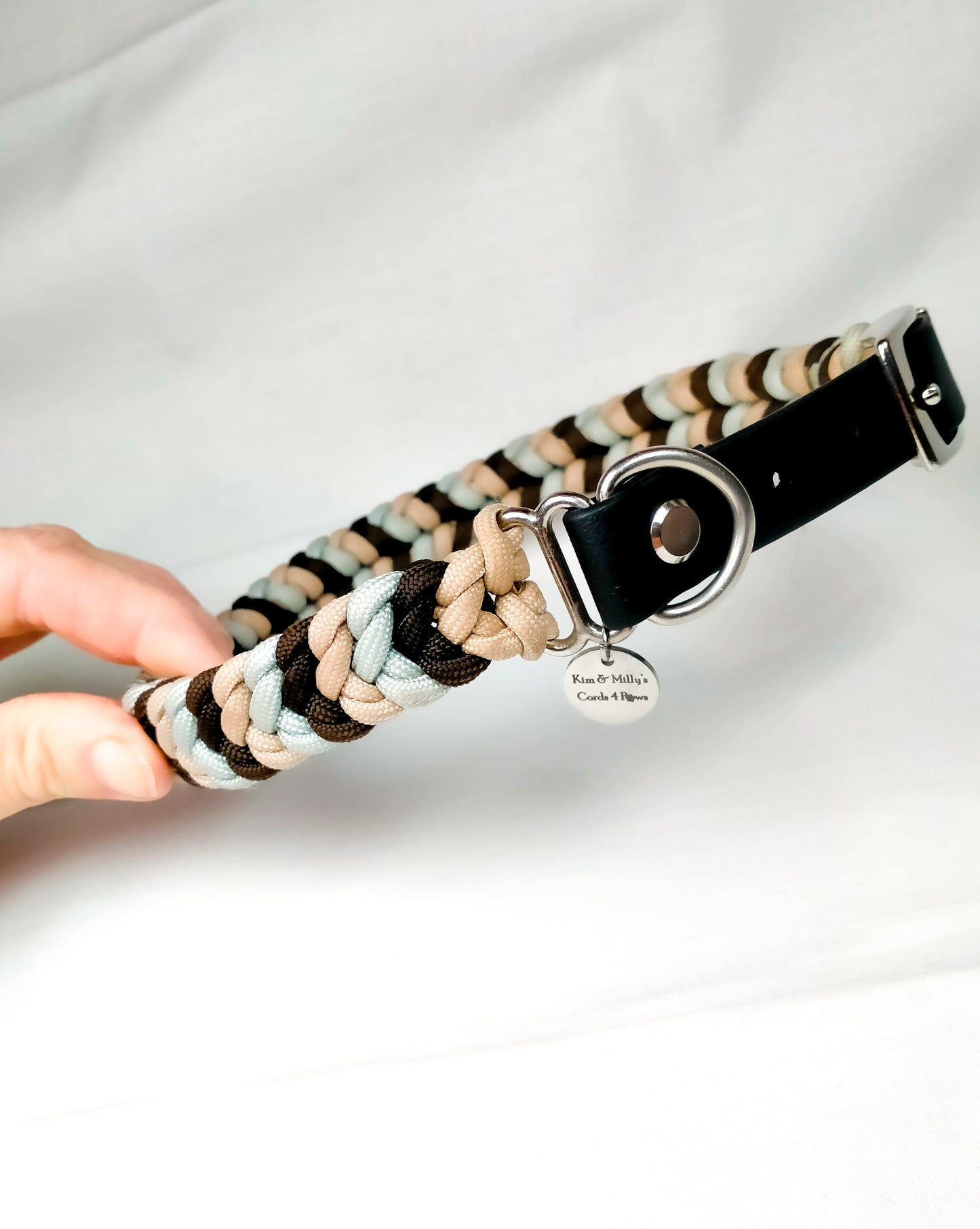 Dog Collar - "Ty Ty's Dream" Kim & Milly's Cords 4 Paws Paracord Handmade Dog Accessories Customizable Made in Germany Shipping worldwide