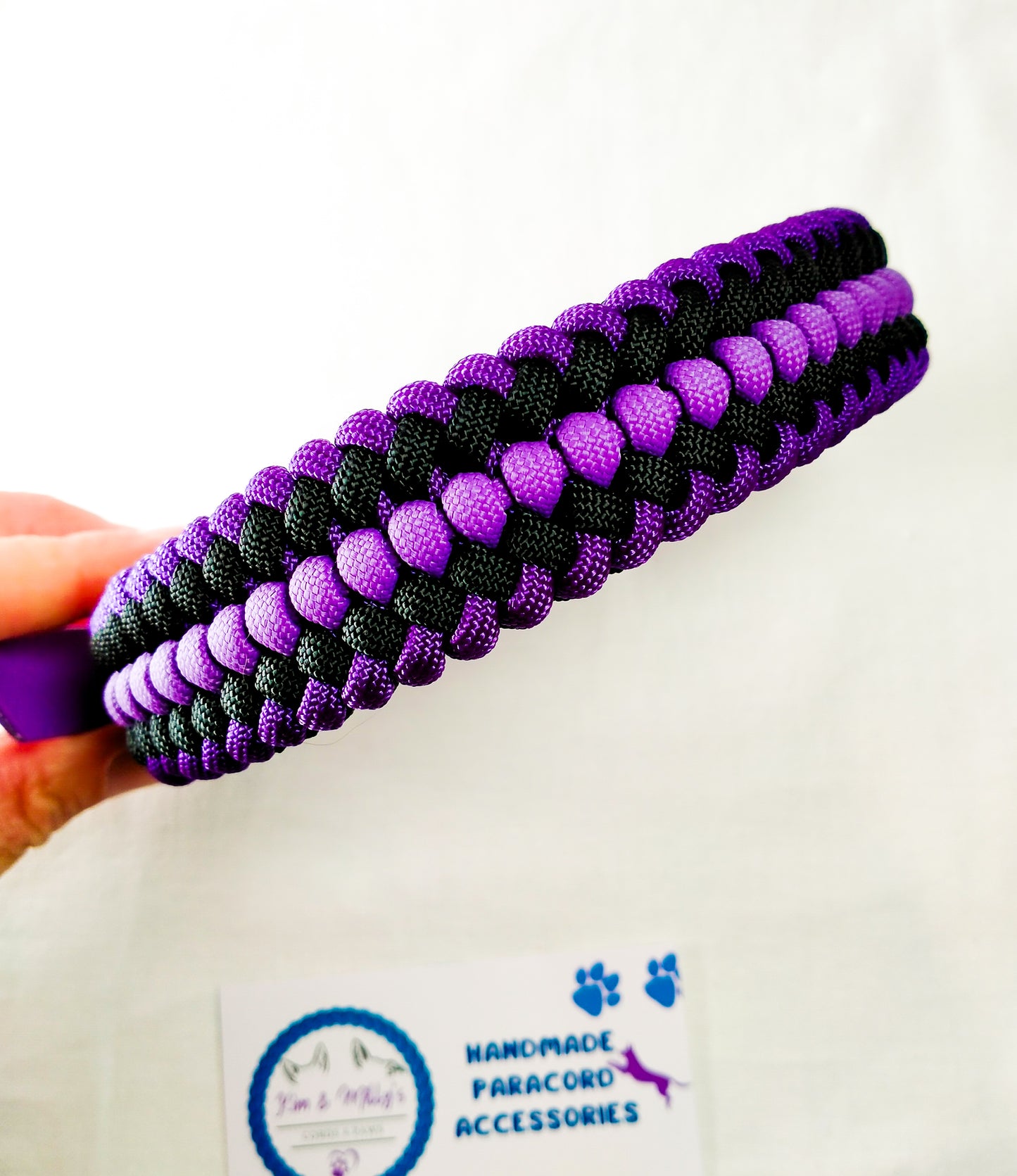 Pre-Made: Sanctified Collar, 30 - 39cm Kim & Milly's Cords 4 Paws Paracord Handmade Dog Accessories Customizable Made in Germany Shipping worldwide