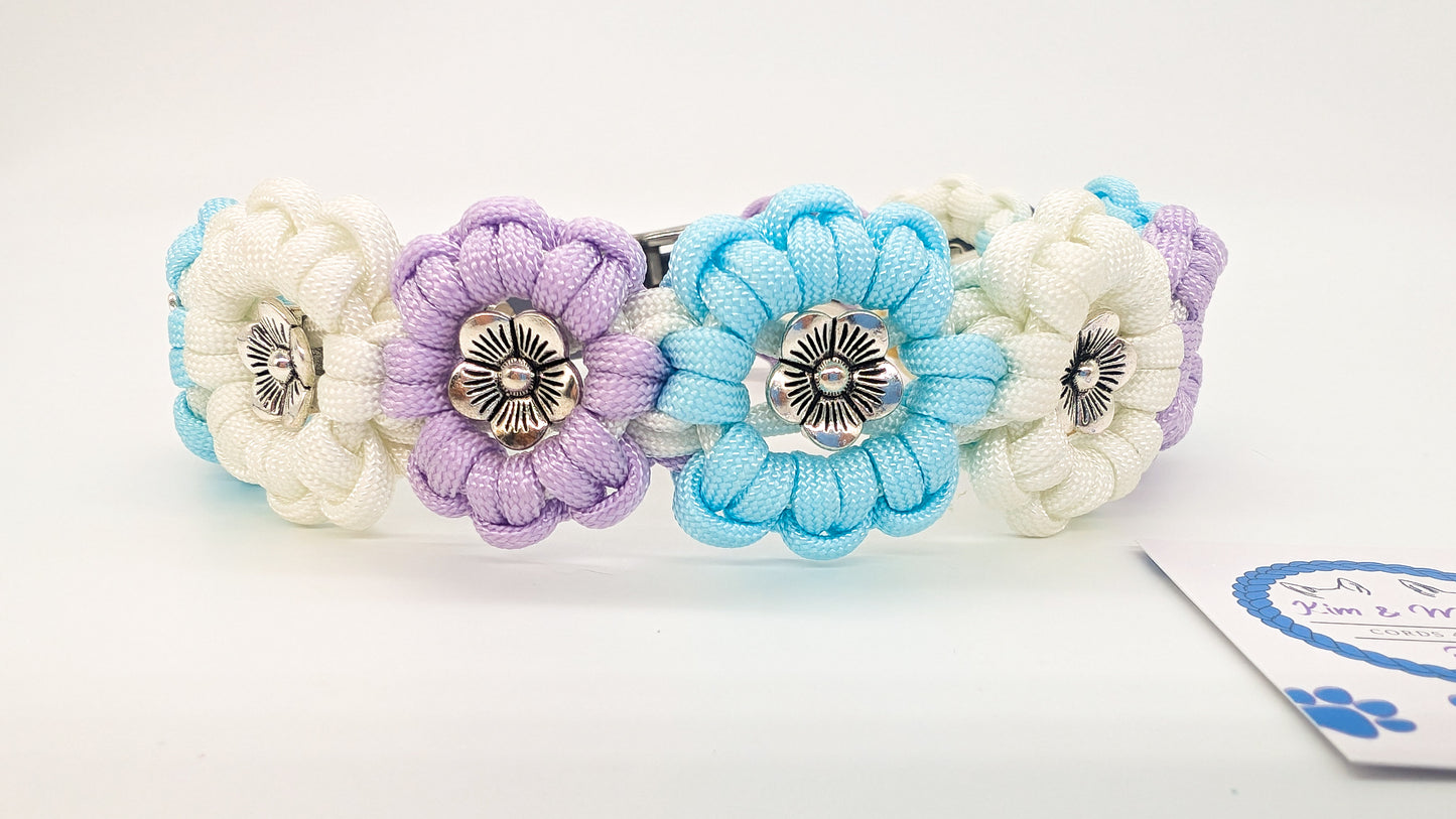 Pre Made: Kimmy's Blooms Collar, 33-42cm, Wedding Colours Kim & Milly's Cords 4 Paws Paracord Handmade Dog Accessories Customizable Made in Germany Shipping worldwide