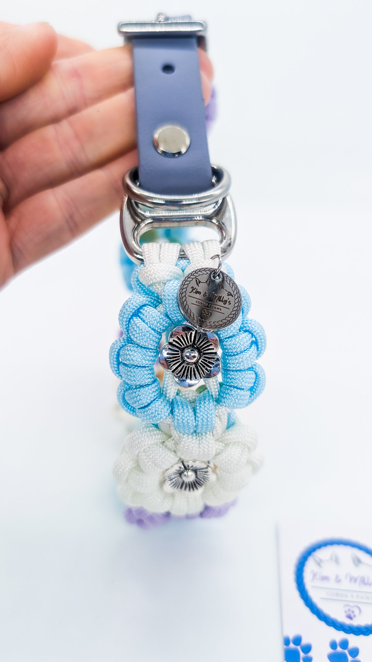 Pre Made: Kimmy's Blooms Collar, 33-42cm, Wedding Colours Kim & Milly's Cords 4 Paws Paracord Handmade Dog Accessories Customizable Made in Germany Shipping worldwide