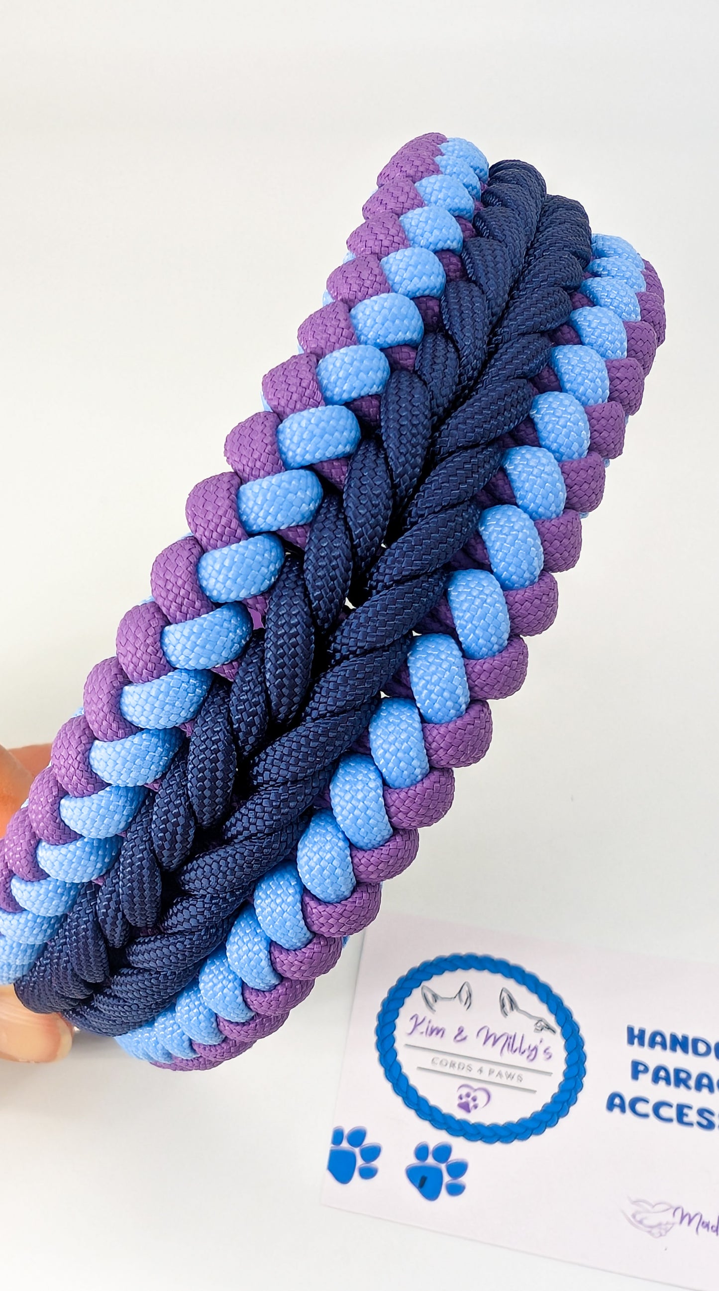 Pre Made: Endless Falls Collar, 34-42cm Kim & Milly's Cords 4 Paws Paracord Handmade Dog Accessories Customizable Made in Germany Shipping worldwide